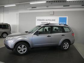 Subaru Forester vaihtoauto