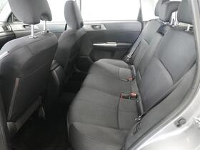 Subaru Forester vaihtoauto