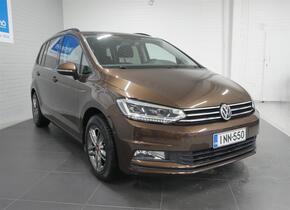 Volkswagen Touran vaihtoauto