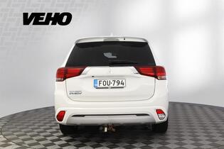 Mitsubishi Outlander PHEV vaihtoauto