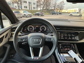 Audi Q7 vaihtoauto