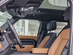 Land Rover Defender vaihtoauto