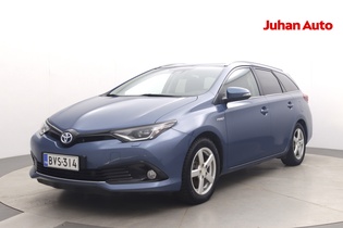 Toyota Auris vaihtoauto