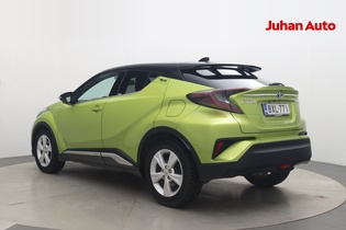 Toyota C-HR vaihtoauto