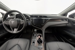 Toyota Camry vaihtoauto