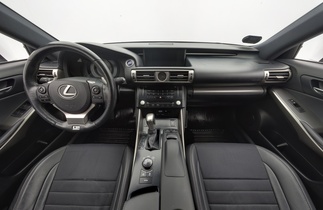 Lexus IS vaihtoauto
