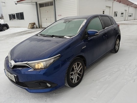 Toyota Auris vaihtoauto