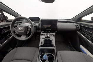 Toyota bZ4X vaihtoauto