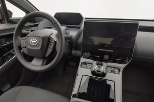 Toyota bZ4X vaihtoauto