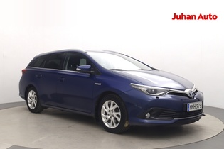 Toyota Auris vaihtoauto