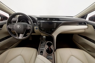 Toyota Camry vaihtoauto