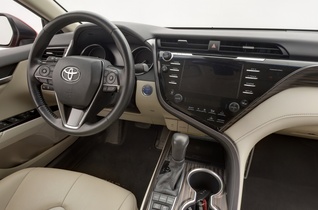 Toyota Camry vaihtoauto