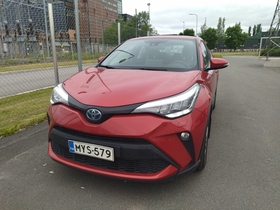 Toyota C-HR vaihtoauto