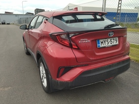 Toyota C-HR vaihtoauto