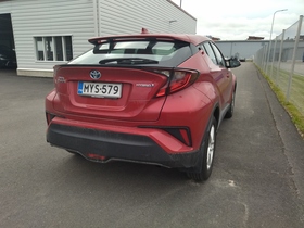 Toyota C-HR vaihtoauto
