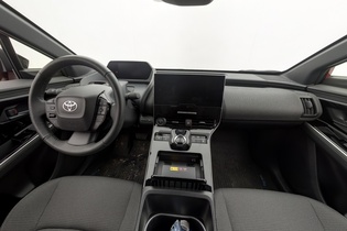 Toyota bZ4X vaihtoauto