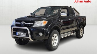 Toyota Hilux vaihtoauto
