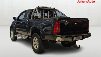 Toyota Hilux vaihtoauto