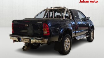Toyota Hilux vaihtoauto