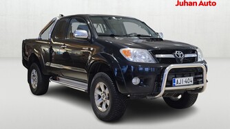 Toyota Hilux vaihtoauto