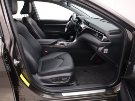 Toyota Camry vaihtoauto