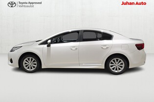 Toyota Avensis vaihtoauto