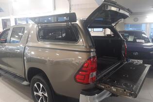 Toyota Hilux vaihtoauto