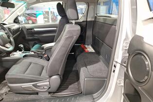 Toyota Hilux vaihtoauto