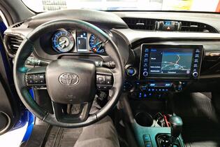 Toyota Hilux vaihtoauto