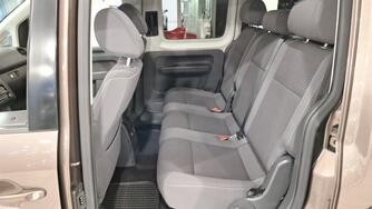 Volkswagen Caddy Maxi vaihtoauto