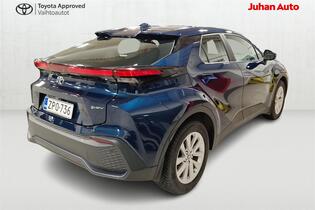 Toyota C-HR vaihtoauto