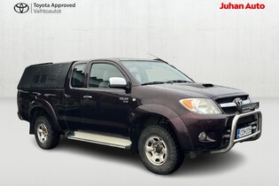 Toyota Hilux vaihtoauto