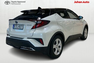 Toyota C-HR vaihtoauto