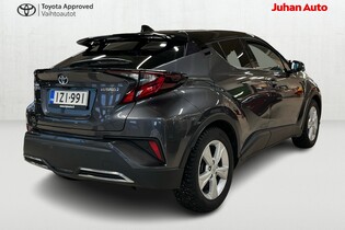 Toyota C-HR vaihtoauto