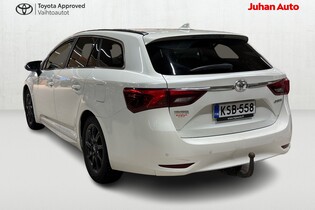 Toyota Avensis vaihtoauto