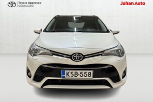 Toyota Avensis vaihtoauto