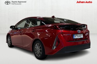 Toyota Prius Plug-in vaihtoauto