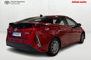 Toyota Prius Plug-in vaihtoauto