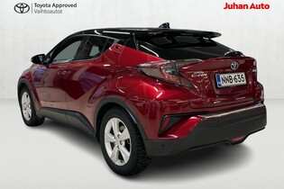 Toyota C-HR vaihtoauto