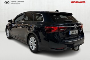 Toyota Avensis vaihtoauto