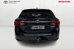 Toyota Avensis vaihtoauto