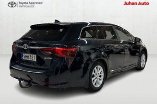 Toyota Avensis vaihtoauto