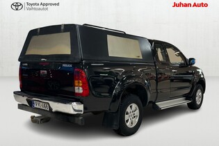 Toyota Hilux vaihtoauto