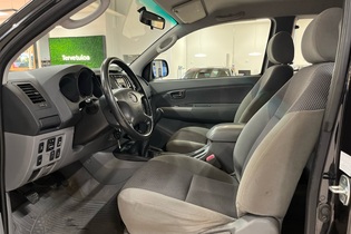 Toyota Hilux vaihtoauto