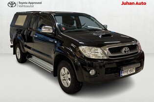 Toyota Hilux vaihtoauto