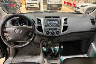 Toyota Hilux vaihtoauto