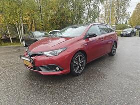 Toyota Auris vaihtoauto