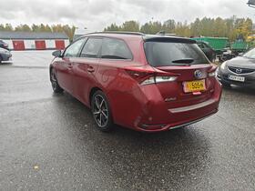 Toyota Auris vaihtoauto