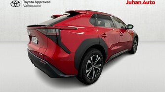 Toyota bZ4X vaihtoauto