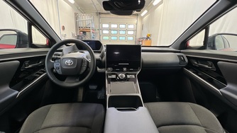 Toyota bZ4X vaihtoauto